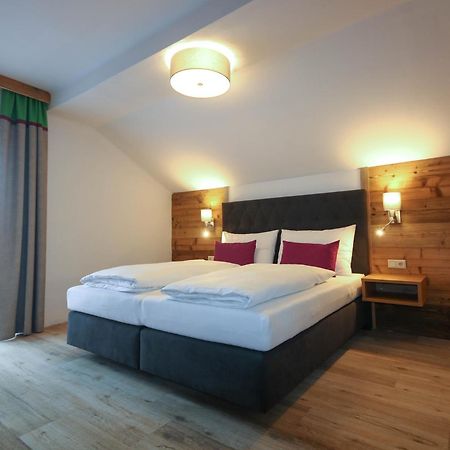 Kia Ora Hotel Restaurant Ваграйн Екстериор снимка